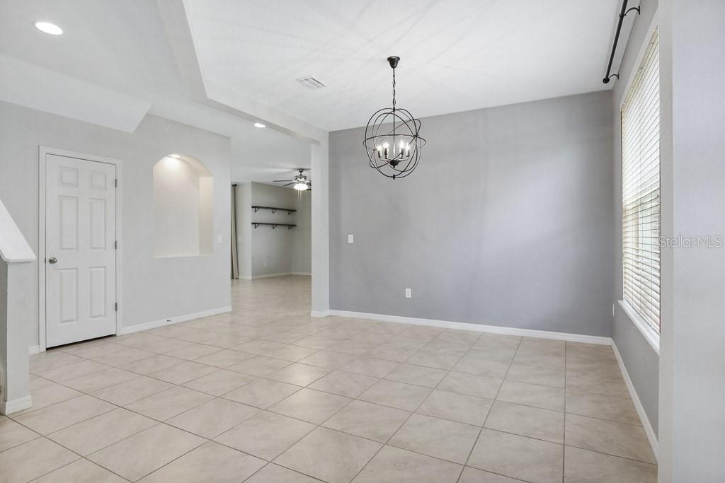 Image 3 of 38 For 13333 Palmera Vista Drive