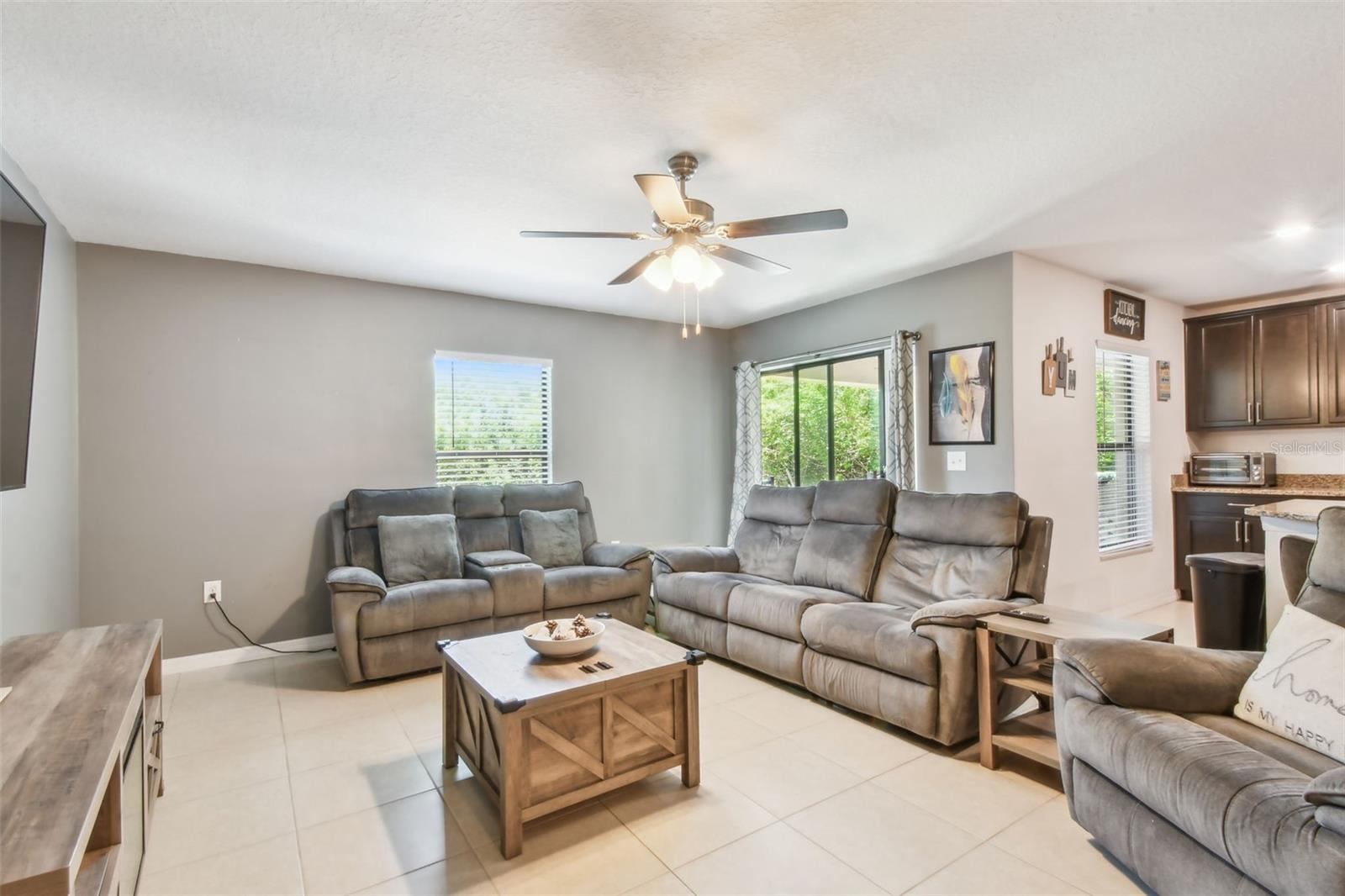 Image 11 of 46 For 1715 Chatham Green Circle