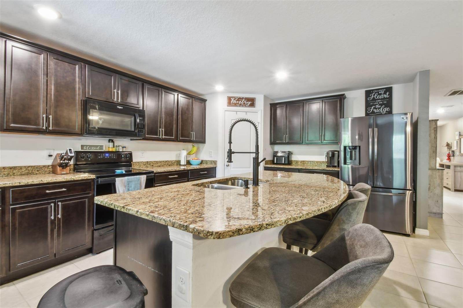 Image 4 of 46 For 1715 Chatham Green Circle