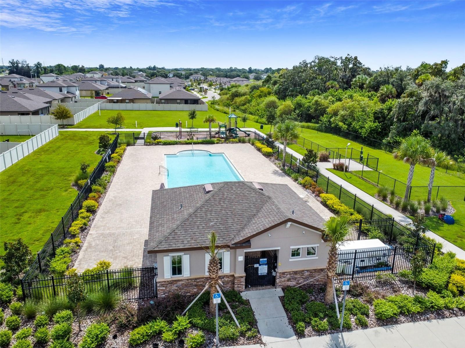 Image 41 of 46 For 1715 Chatham Green Circle