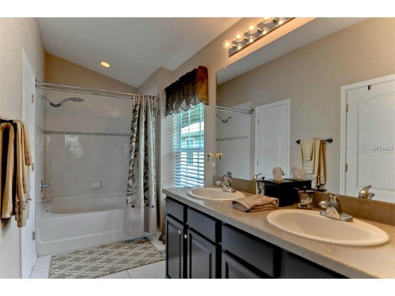 Image 16 of 25 For 7001 Interbay Boulevard 181