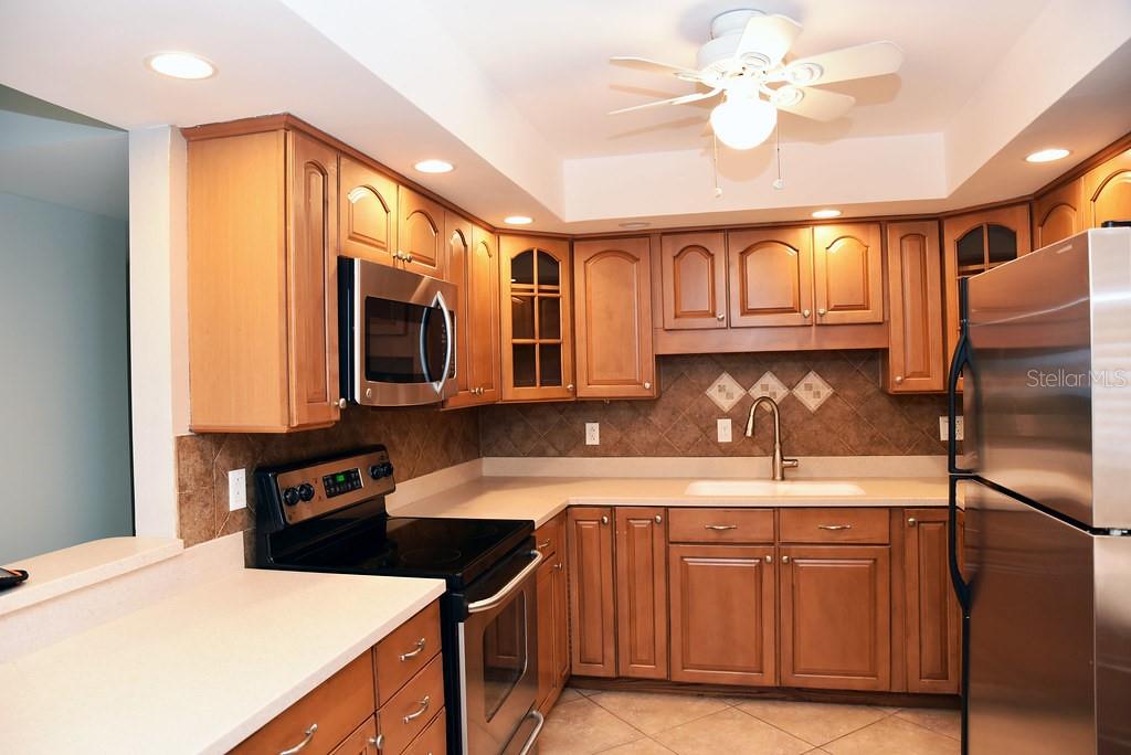 Image 4 of 68 For 5108 Brittany Drive S 405