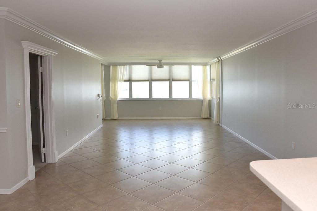 Image 7 of 68 For 5108 Brittany Drive S 405
