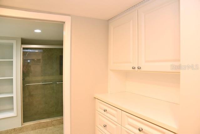 Image 8 of 68 For 5108 Brittany Drive S 405