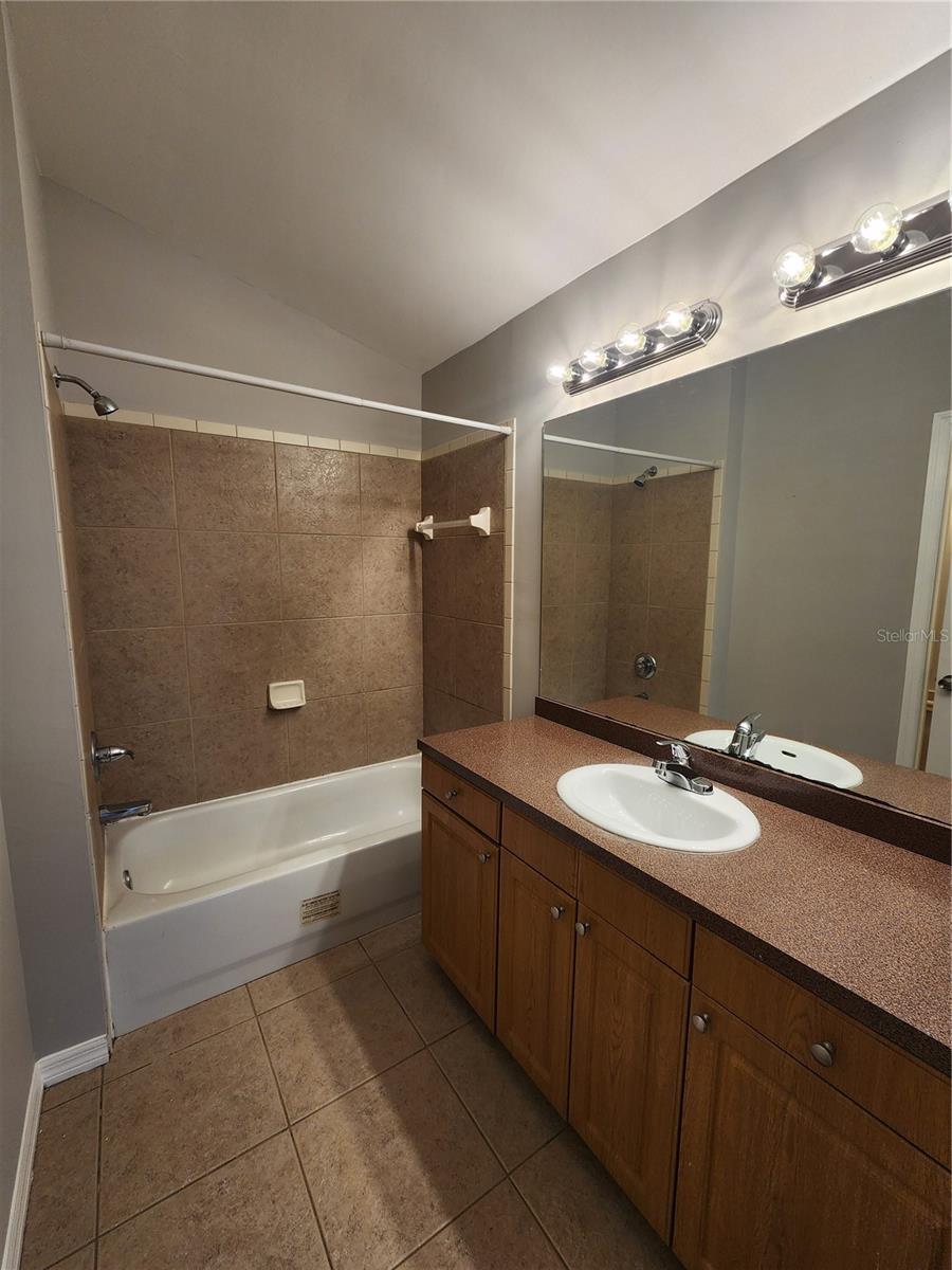 Image 15 of 19 For 3407 Comanche Avenue