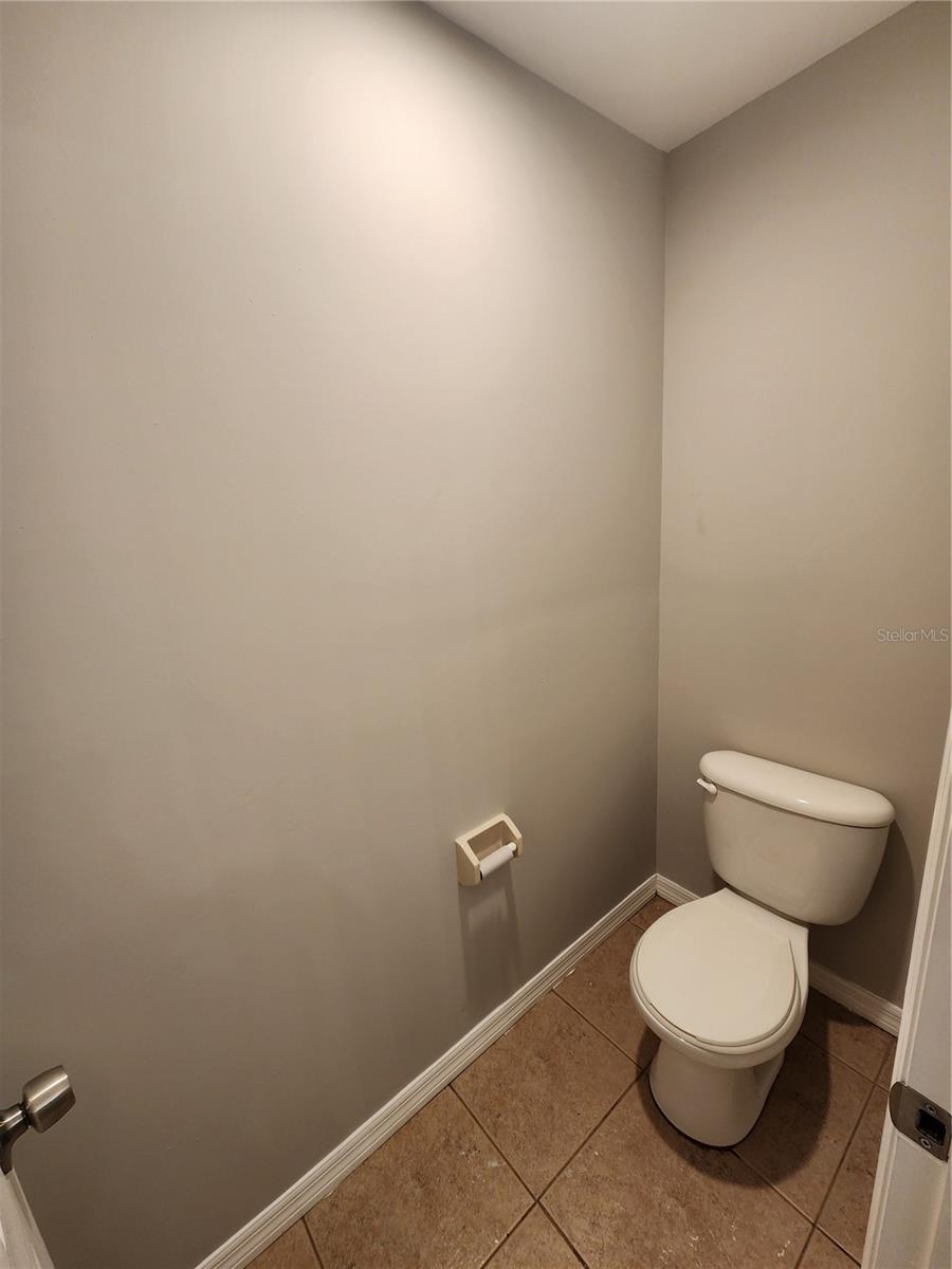 Image 16 of 19 For 3407 Comanche Avenue