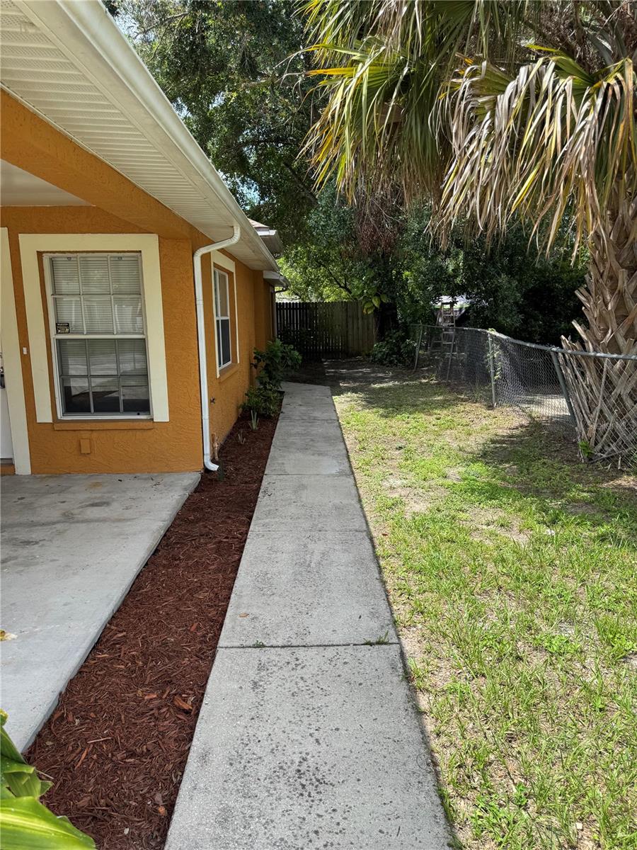Image 3 of 19 For 3407 Comanche Avenue