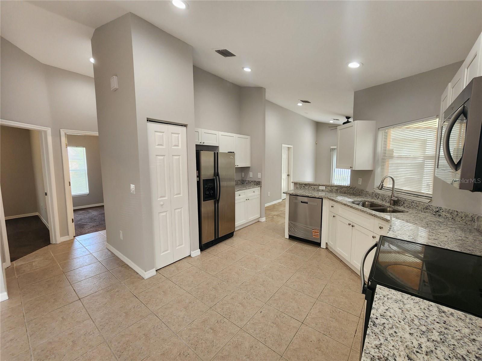 Image 6 of 19 For 3407 Comanche Avenue