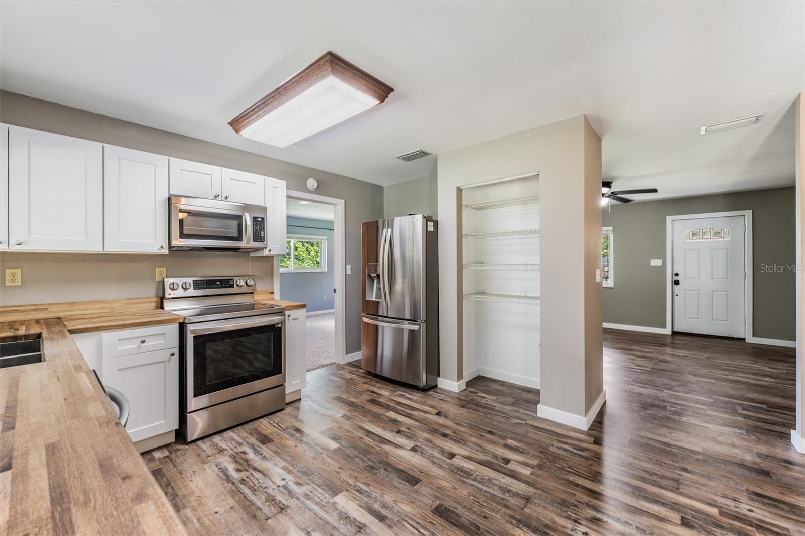 Image 10 of 35 For 2612 Lenna Avenue