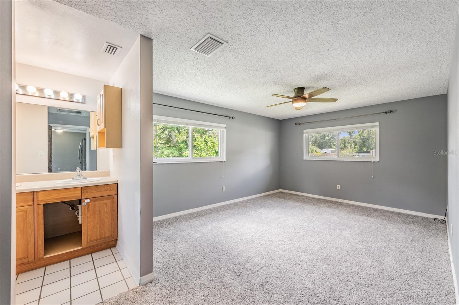 Image 14 of 35 For 2612 Lenna Avenue