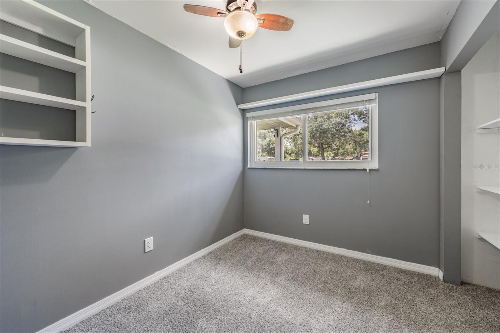 Image 21 of 35 For 2612 Lenna Avenue