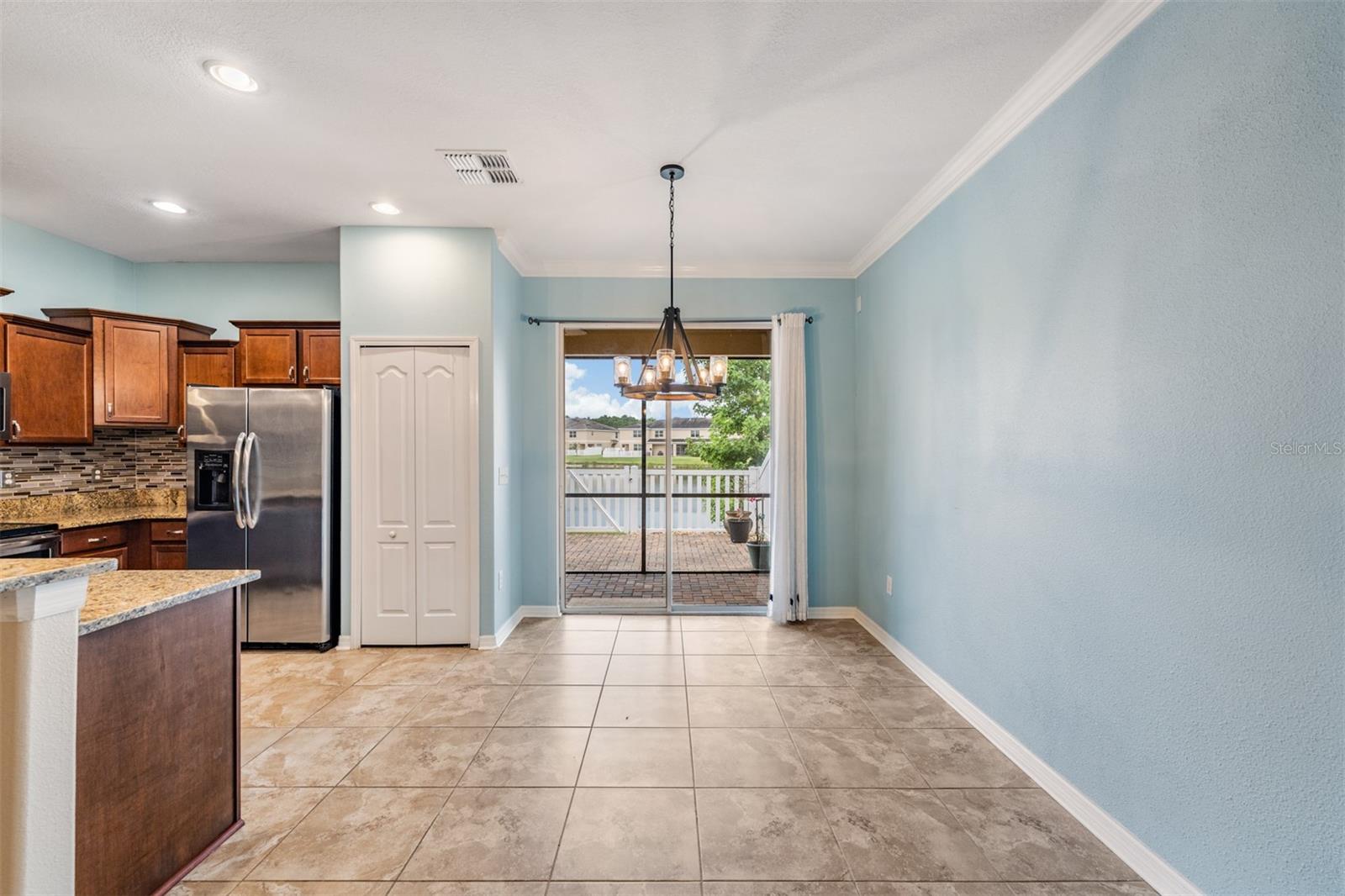 Image 10 of 36 For 12039 Greengate Drive