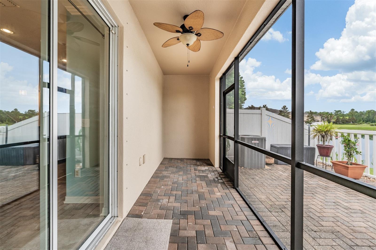 Image 11 of 36 For 12039 Greengate Drive