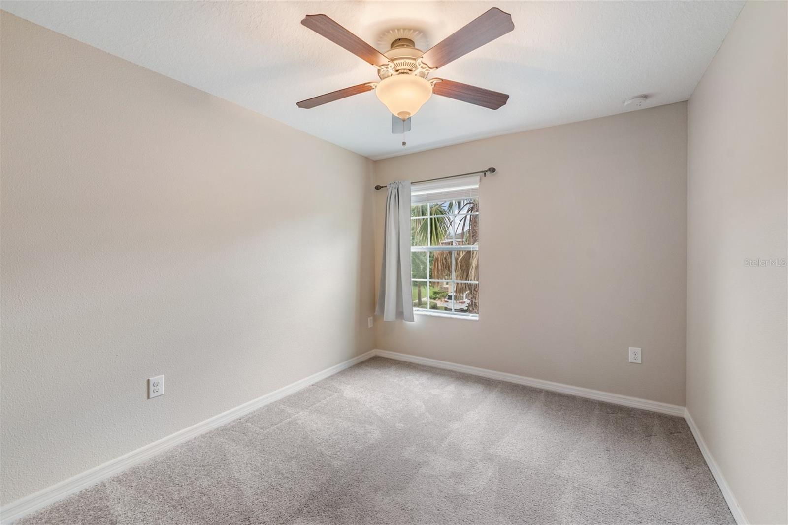 Image 25 of 36 For 12039 Greengate Drive