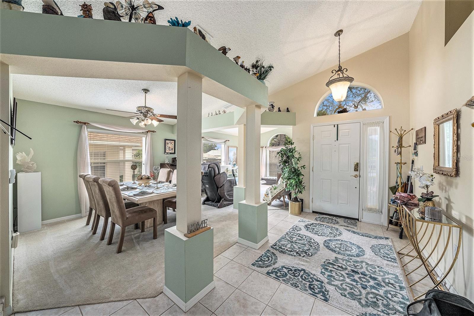 Image 4 of 23 For 371 Quane Avenue