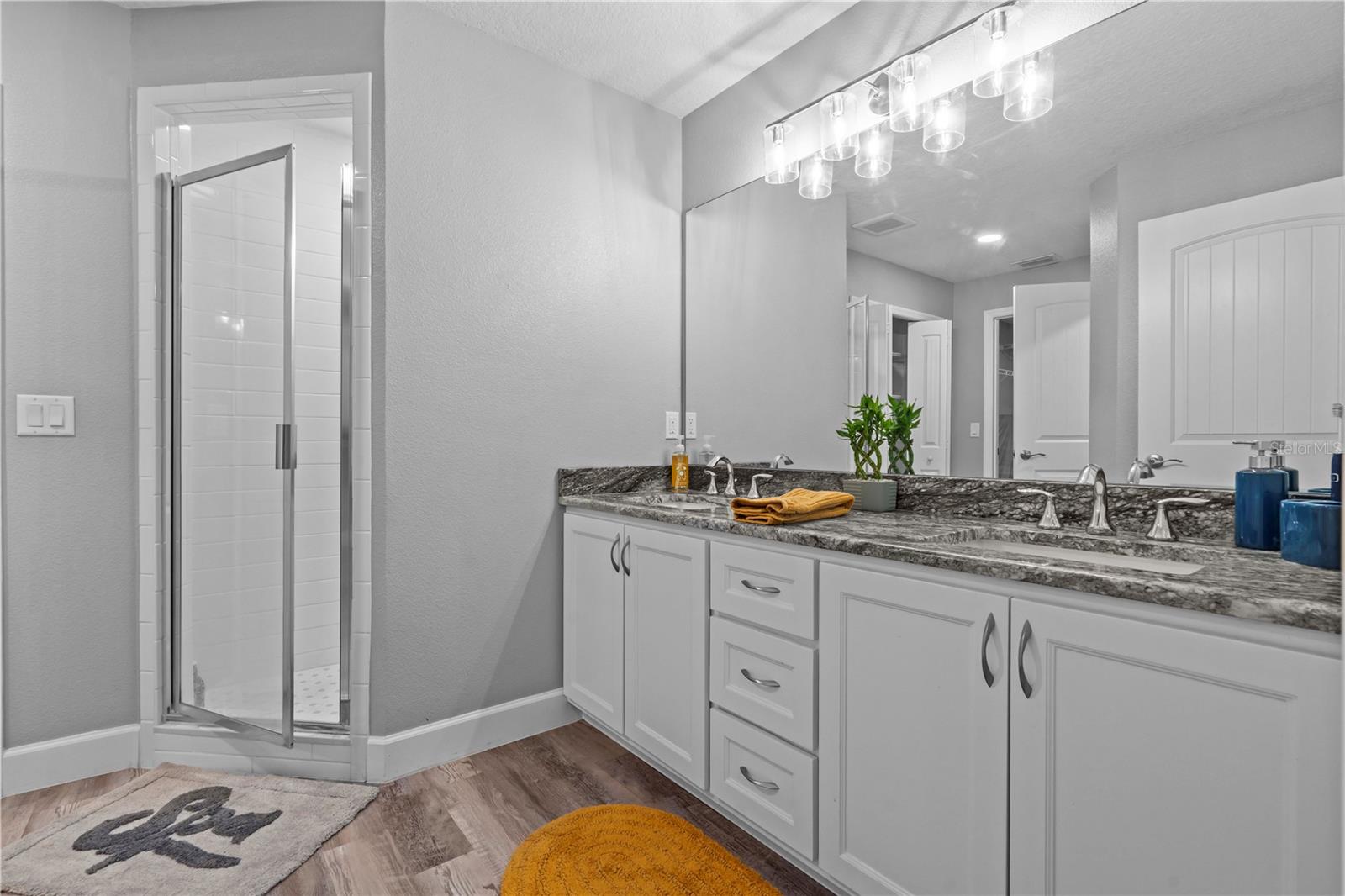 Image 18 of 41 For 6103 Fairway Drive