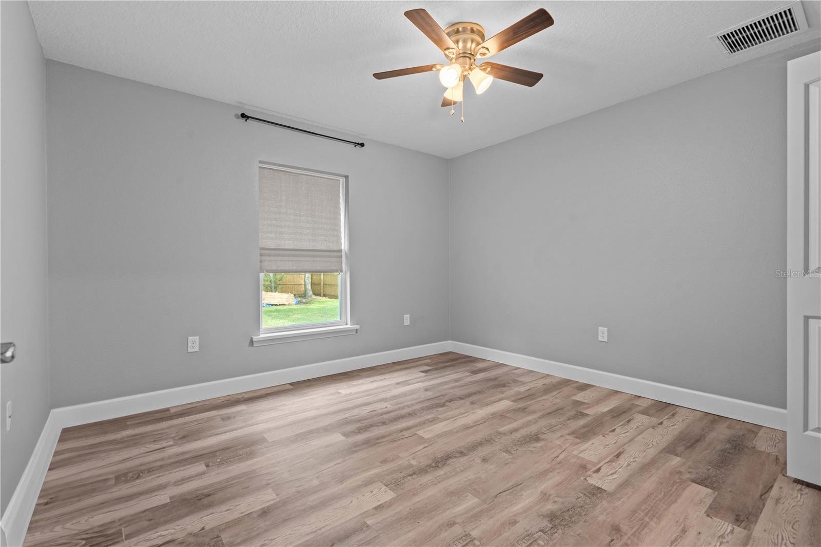 Image 25 of 41 For 6103 Fairway Drive