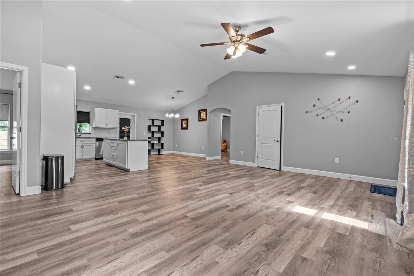 Image 6 of 41 For 6103 Fairway Drive