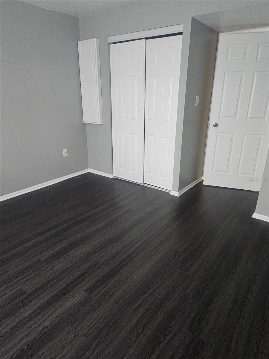 Image 11 of 17 For 3592 Lake Bayshore Drive 217