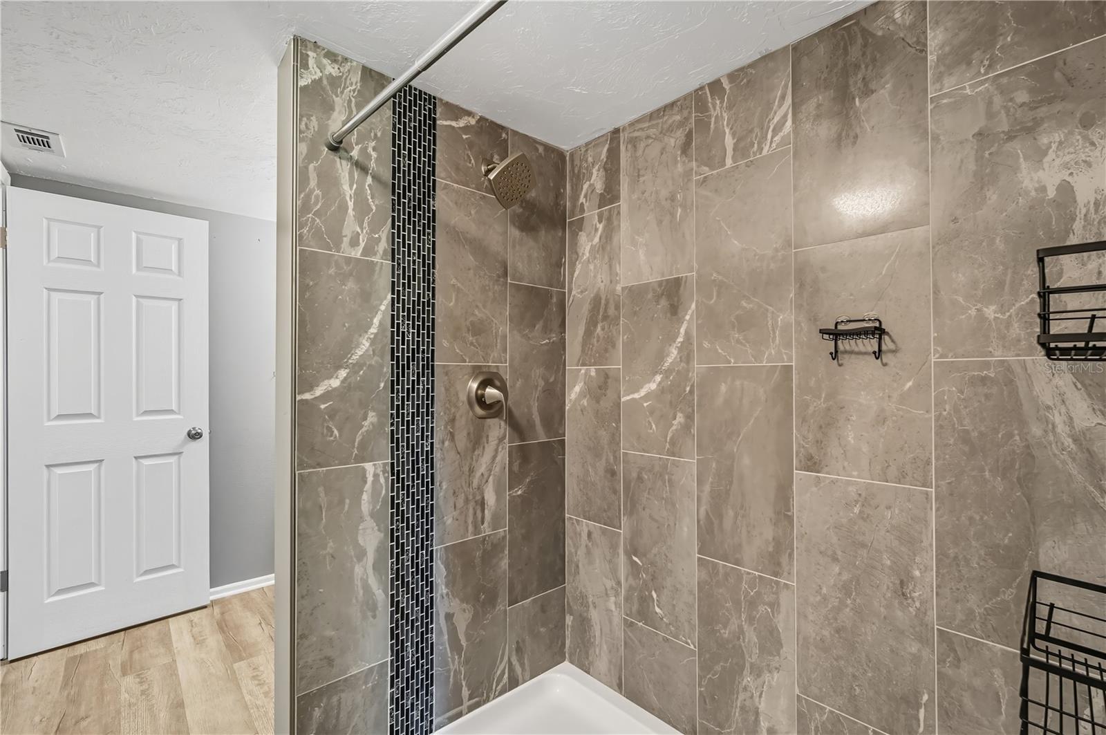 Image 18 of 22 For 3592 Lake Bayshore Drive 217