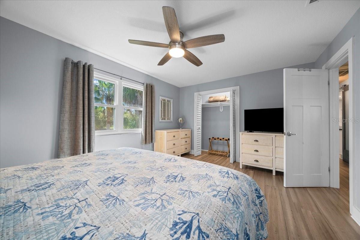 Image 28 of 70 For 12046 Gulf Breeze Court