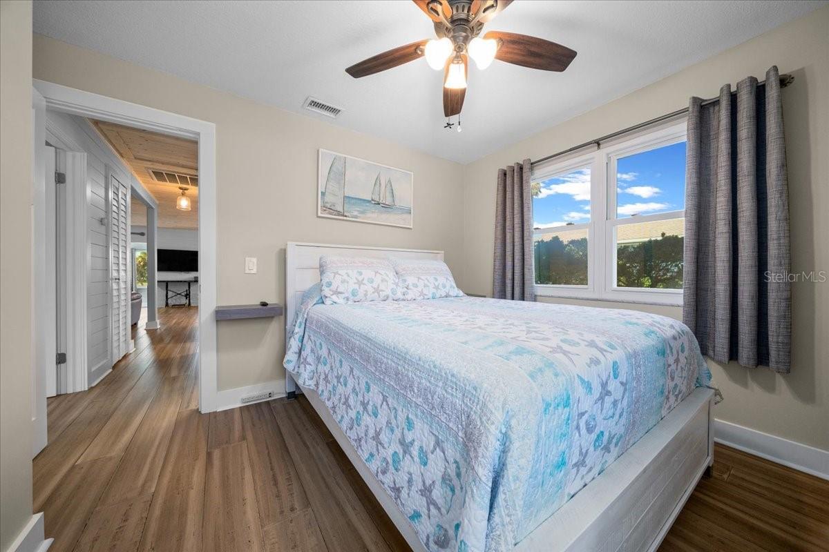 Image 29 of 70 For 12046 Gulf Breeze Court