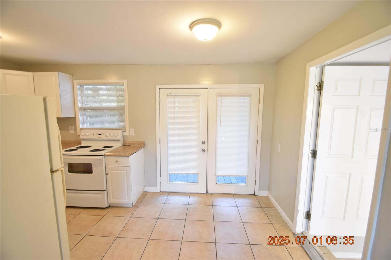 Image 14 of 35 For 818 49th Avenue N