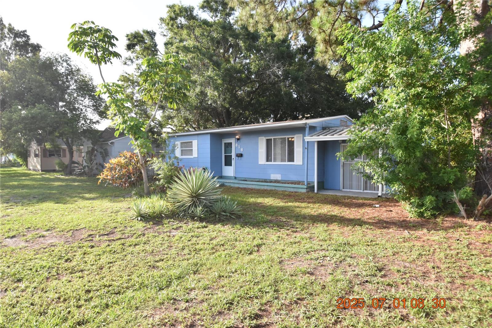 Image 2 of 35 For 818 49th Avenue N
