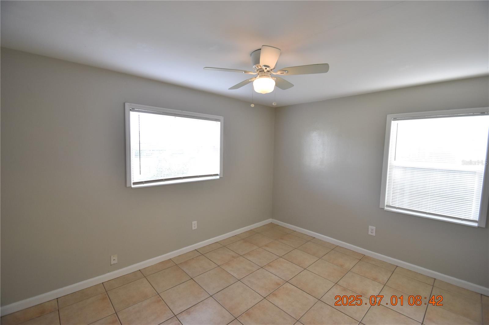 Image 25 of 35 For 818 49th Avenue N