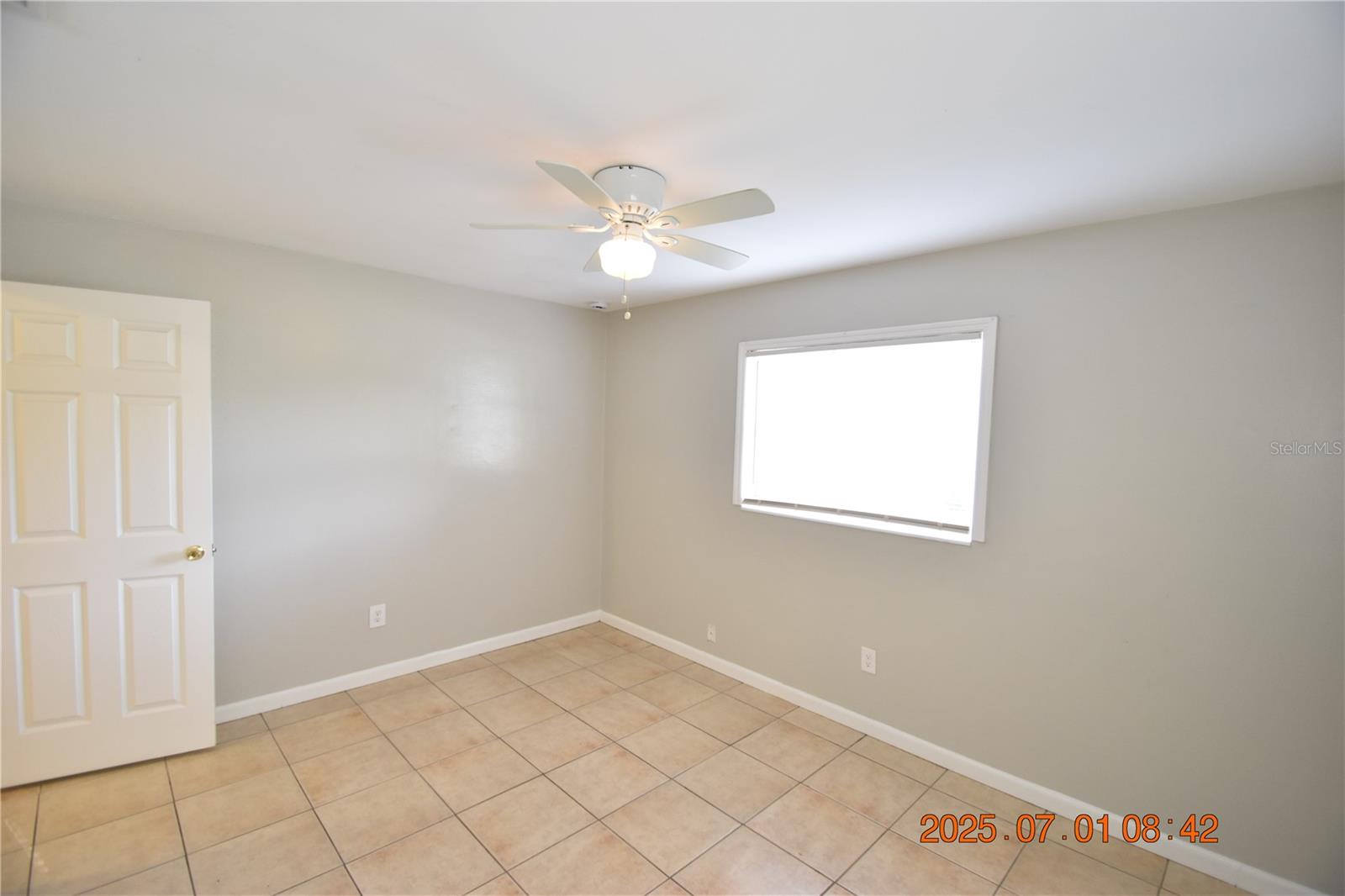 Image 26 of 35 For 818 49th Avenue N