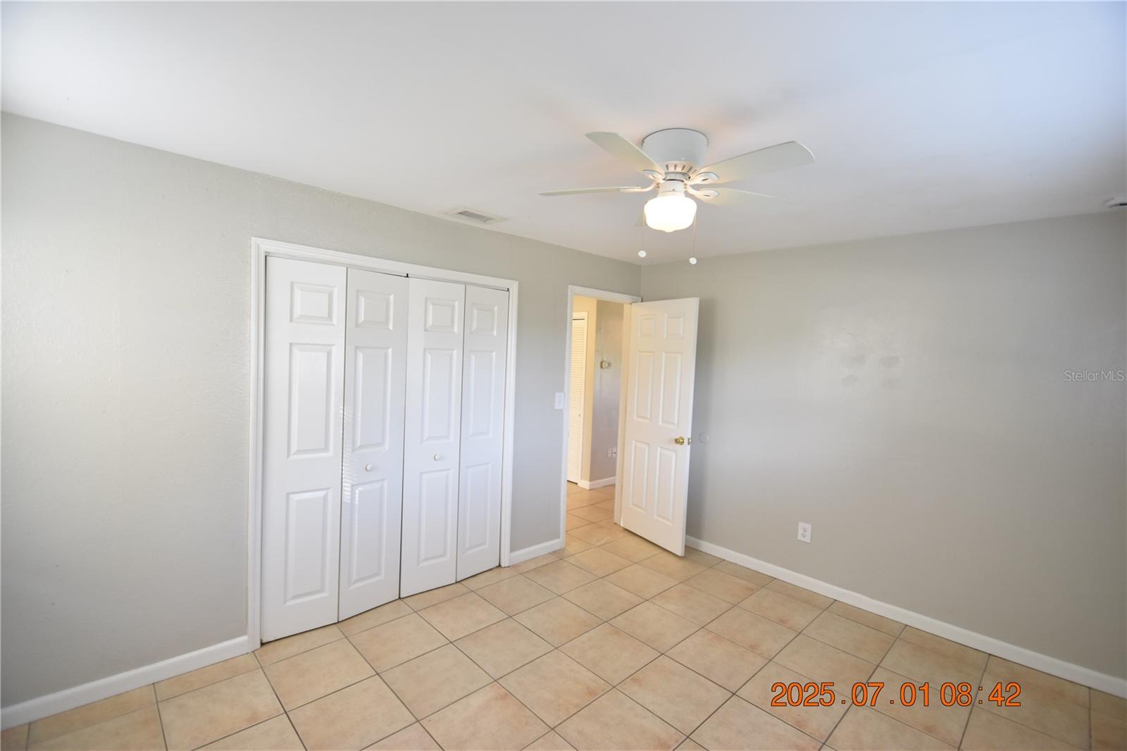 Image 27 of 35 For 818 49th Avenue N