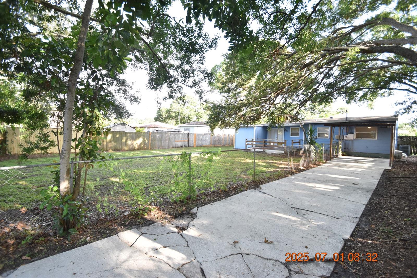 Image 5 of 35 For 818 49th Avenue N