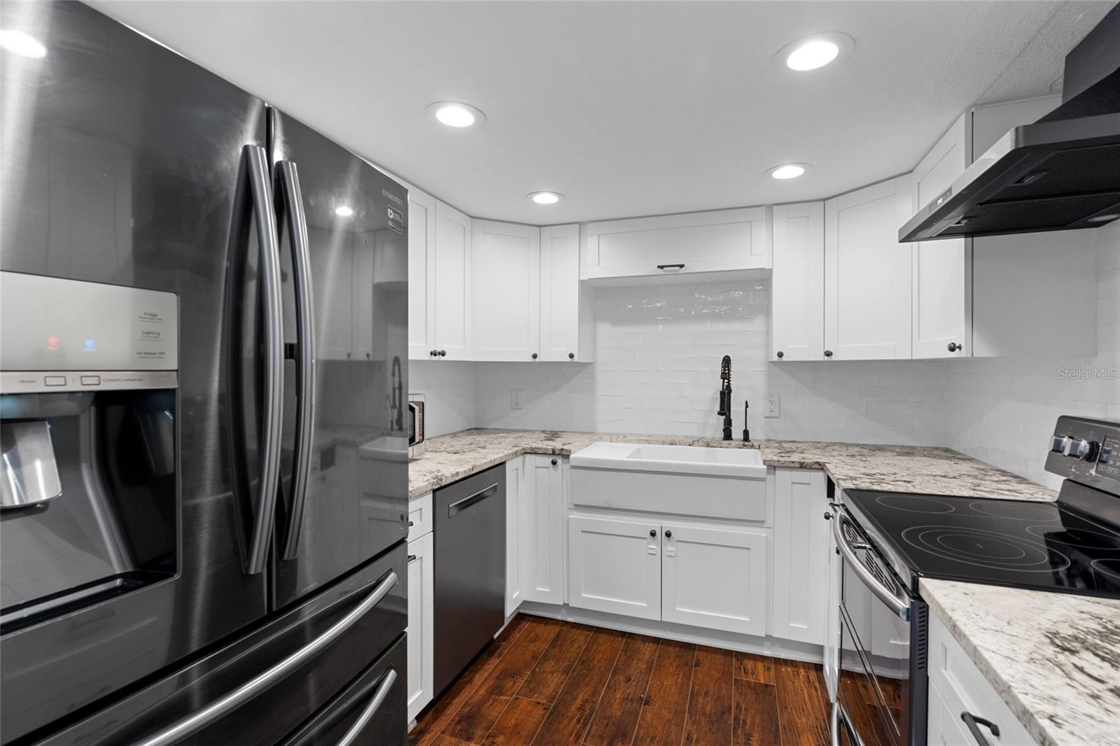 Image 34 of 48 For 470 3rd Street S 602