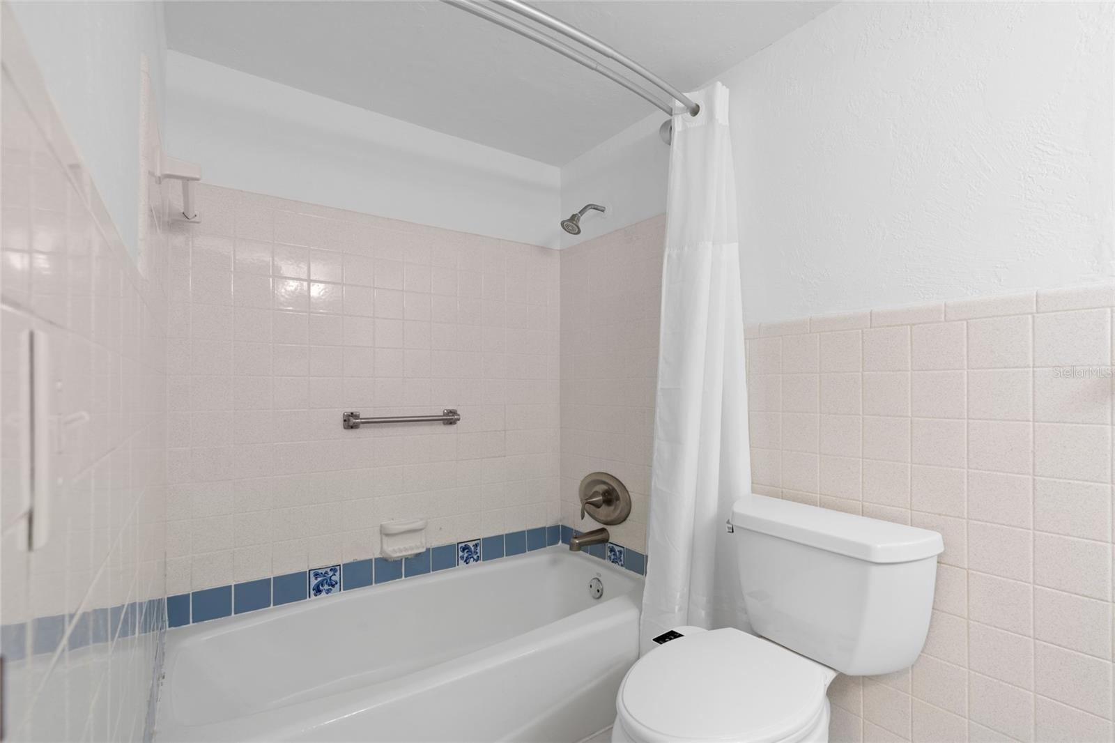 Image 41 of 48 For 470 3rd Street S 602