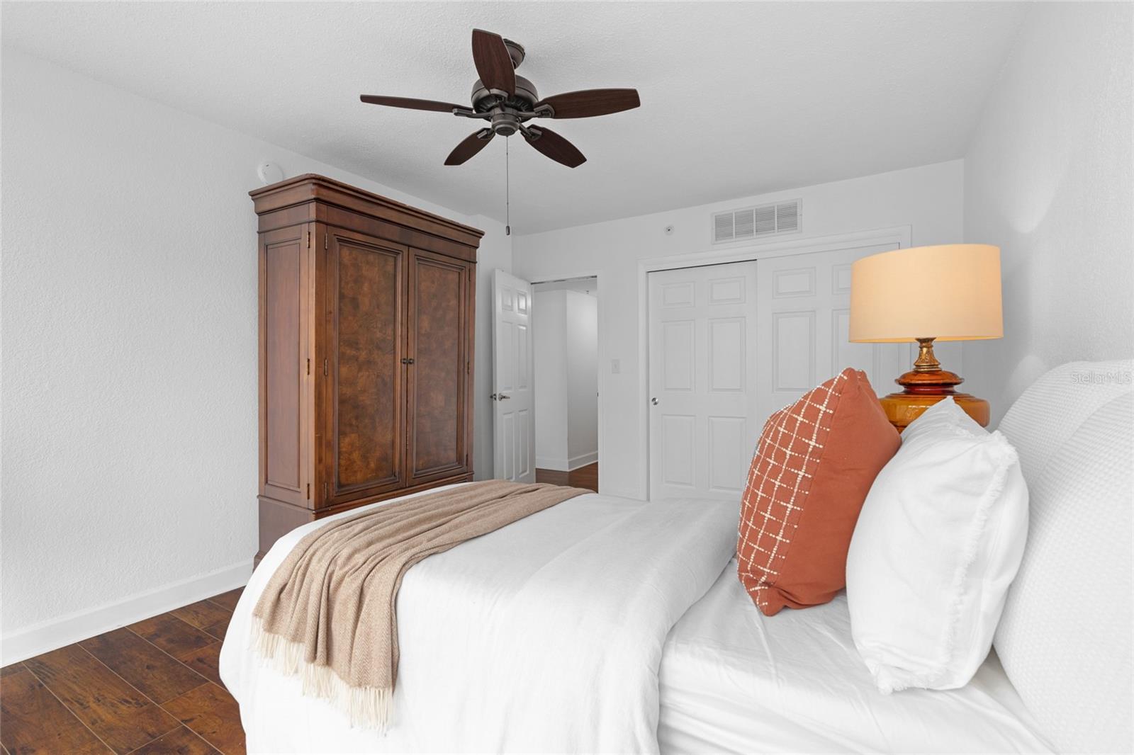 Image 44 of 48 For 470 3rd Street S 602