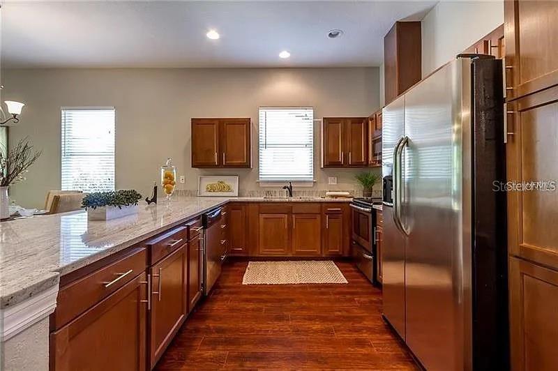 Image 4 of 7 For 7411 Juanita Street