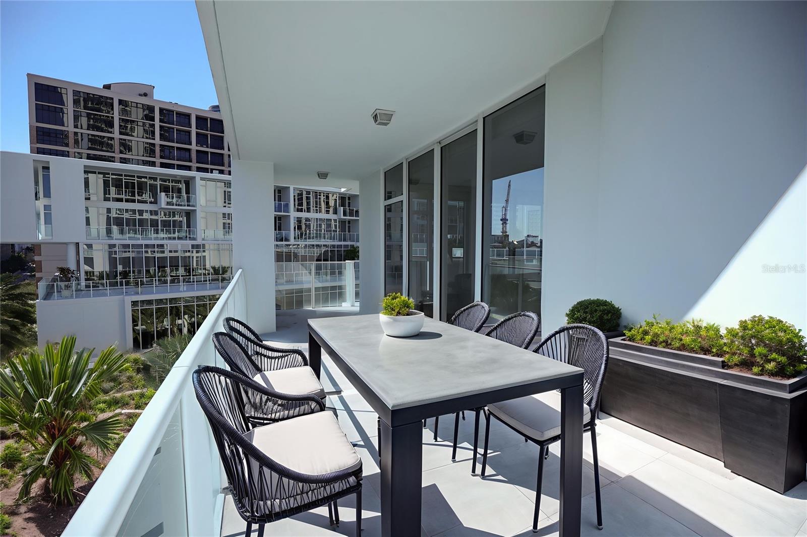 Image 11 of 40 For 175 1st Street S 603