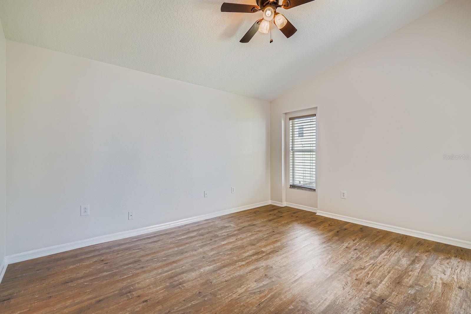 Image 12 of 28 For 6921 Waterbrook Court