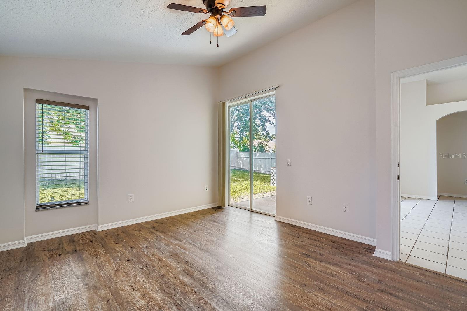 Image 13 of 28 For 6921 Waterbrook Court