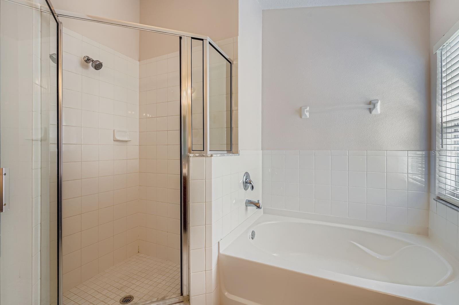 Image 15 of 28 For 6921 Waterbrook Court