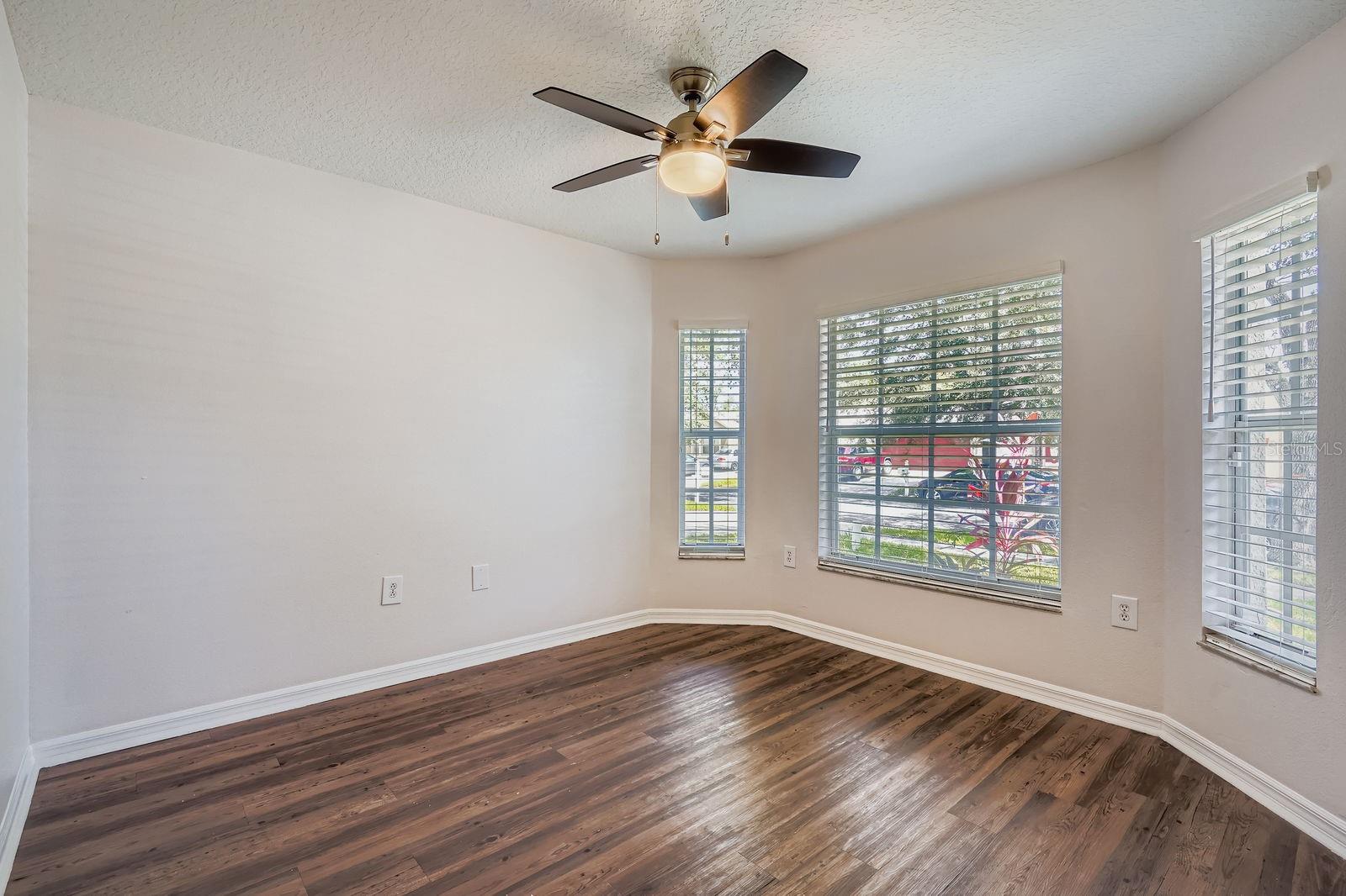 Image 16 of 28 For 6921 Waterbrook Court