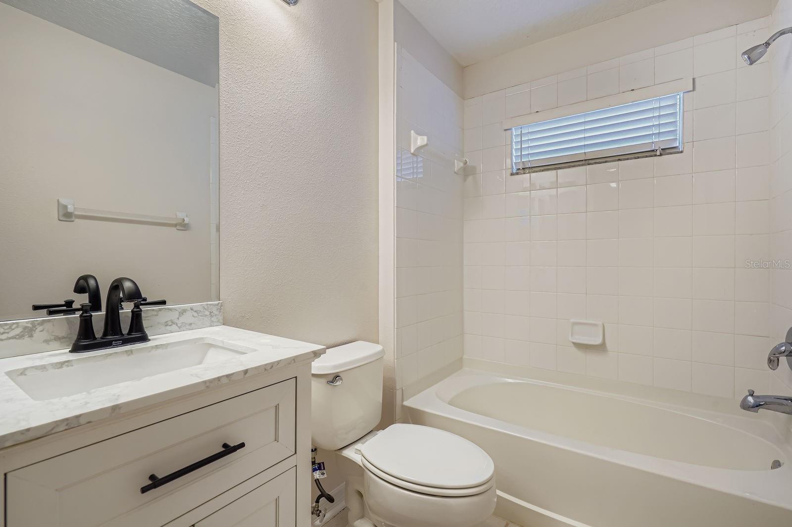 Image 18 of 28 For 6921 Waterbrook Court