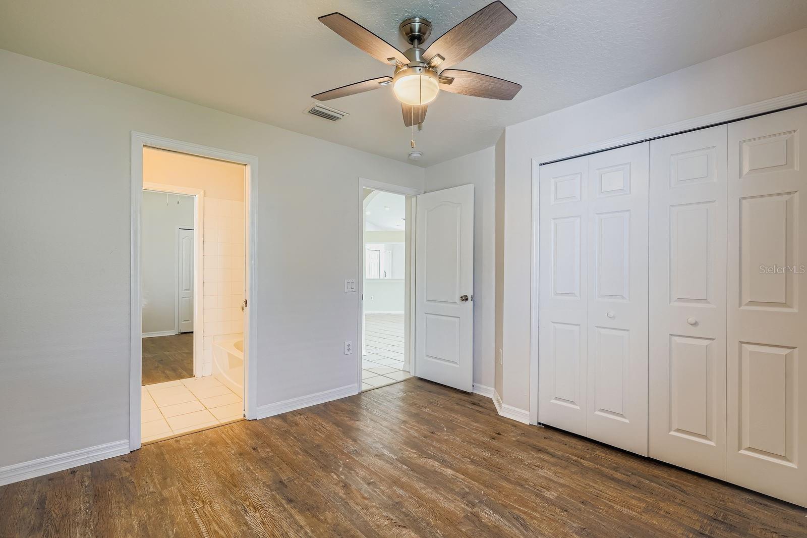 Image 24 of 28 For 6921 Waterbrook Court