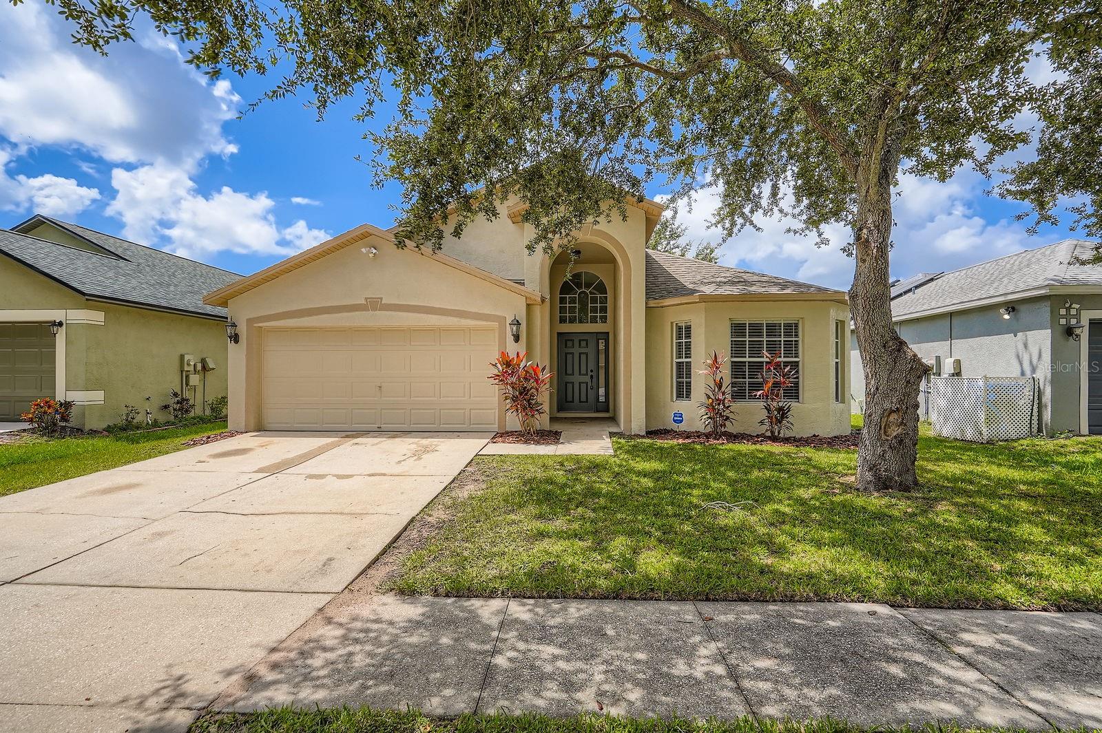Image 3 of 28 For 6921 Waterbrook Court