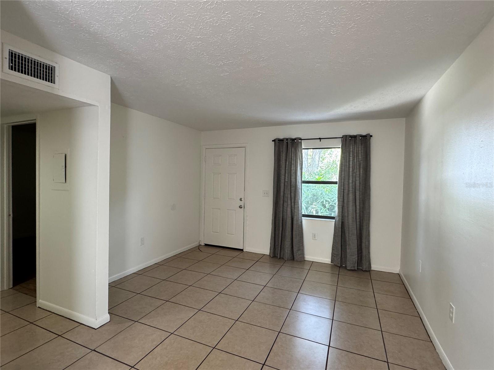 Image 5 of 11 For 9209 Hartts Drive