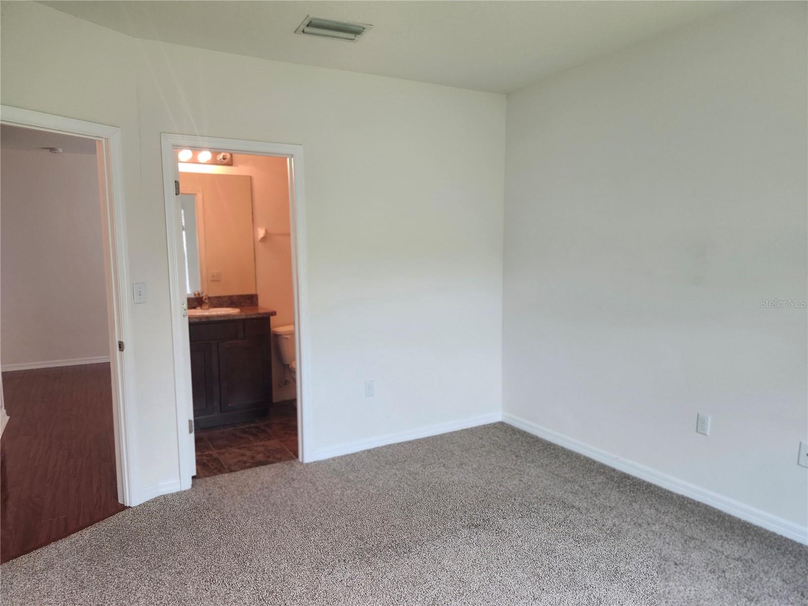 Image 18 of 27 For 1866 Greenwood Valley Drive