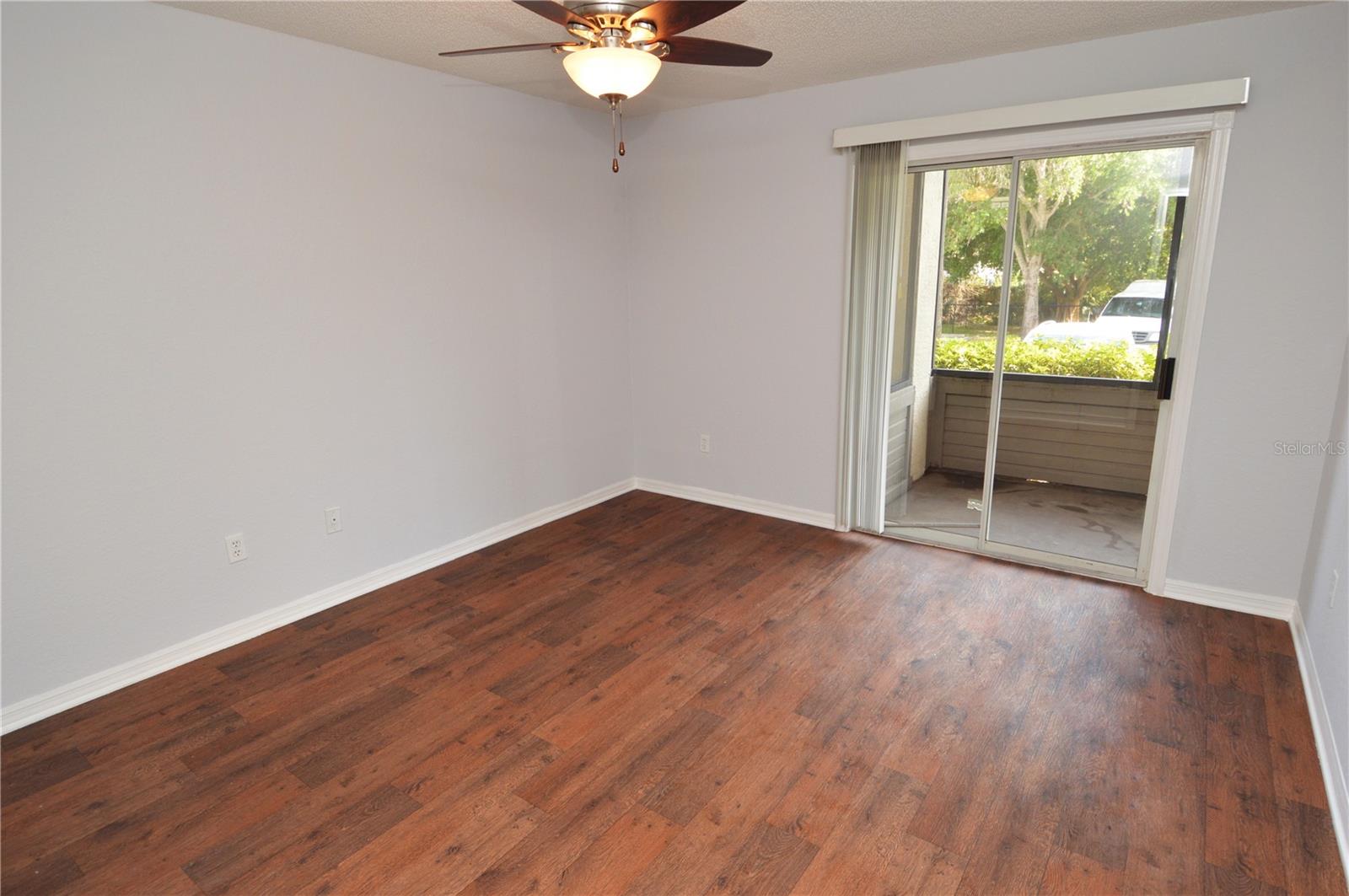 Image 32 of 93 For 10265 Gandy Boulevard N 1303