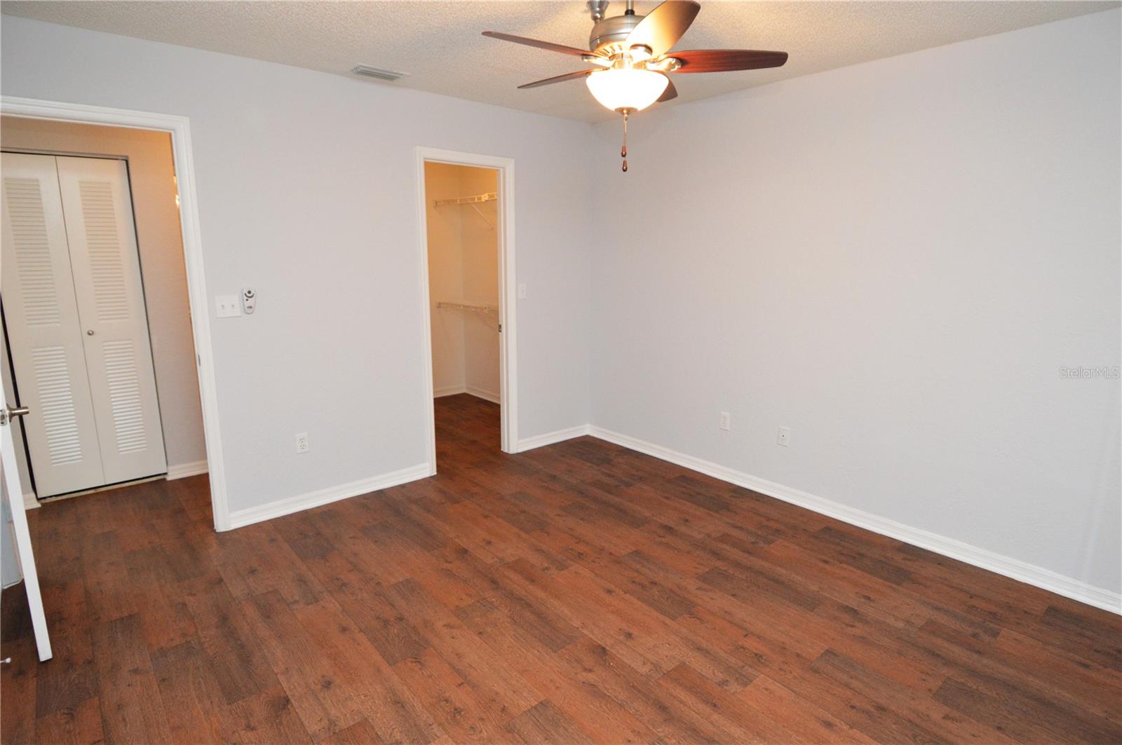 Image 35 of 93 For 10265 Gandy Boulevard N 1303