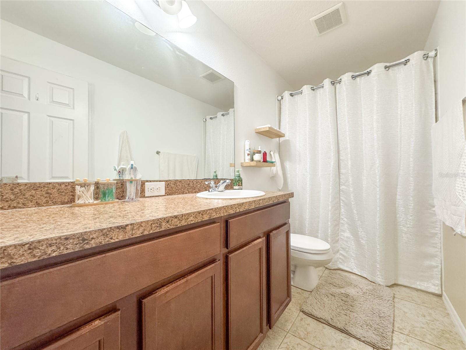 Image 11 of 17 For 5594 Angelonia Terrace