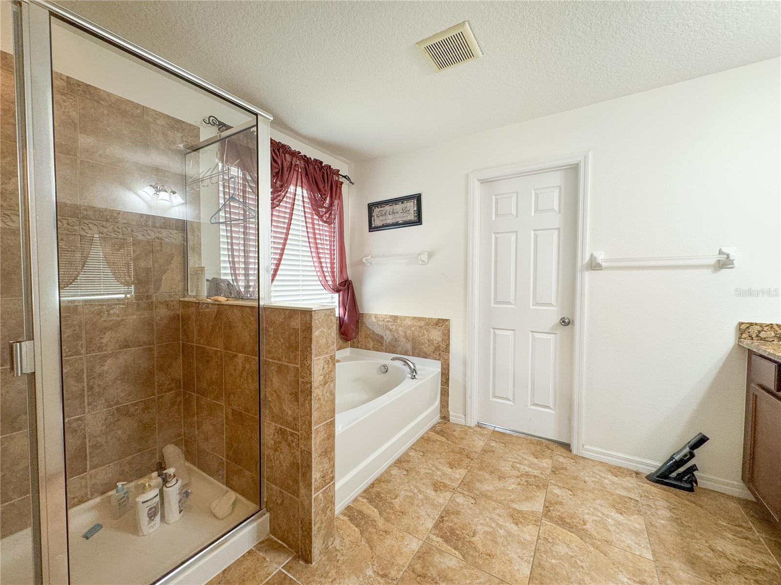 Image 16 of 17 For 5594 Angelonia Terrace